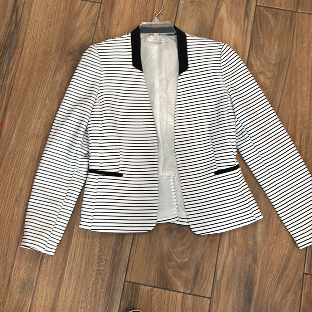 Tahari black and white stripe blazer